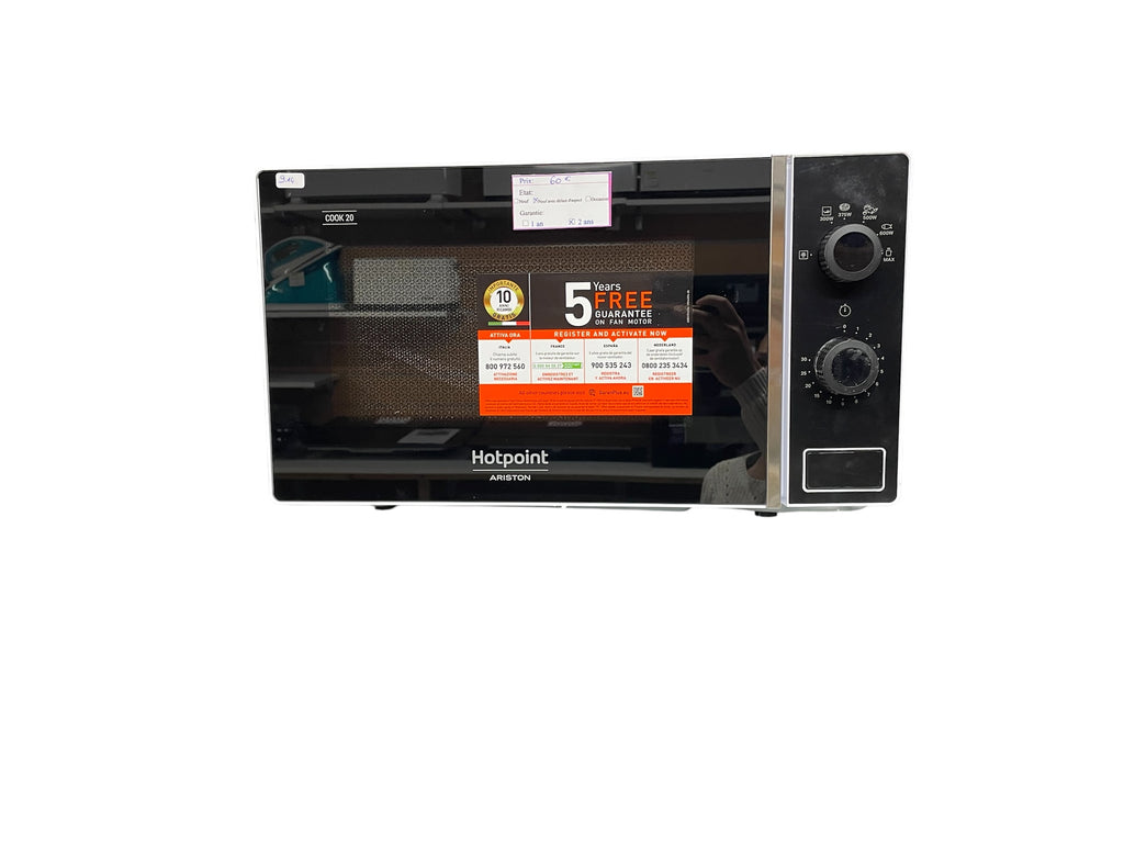 Micro-onde Ariston hotpoint Neuf MWHA101W