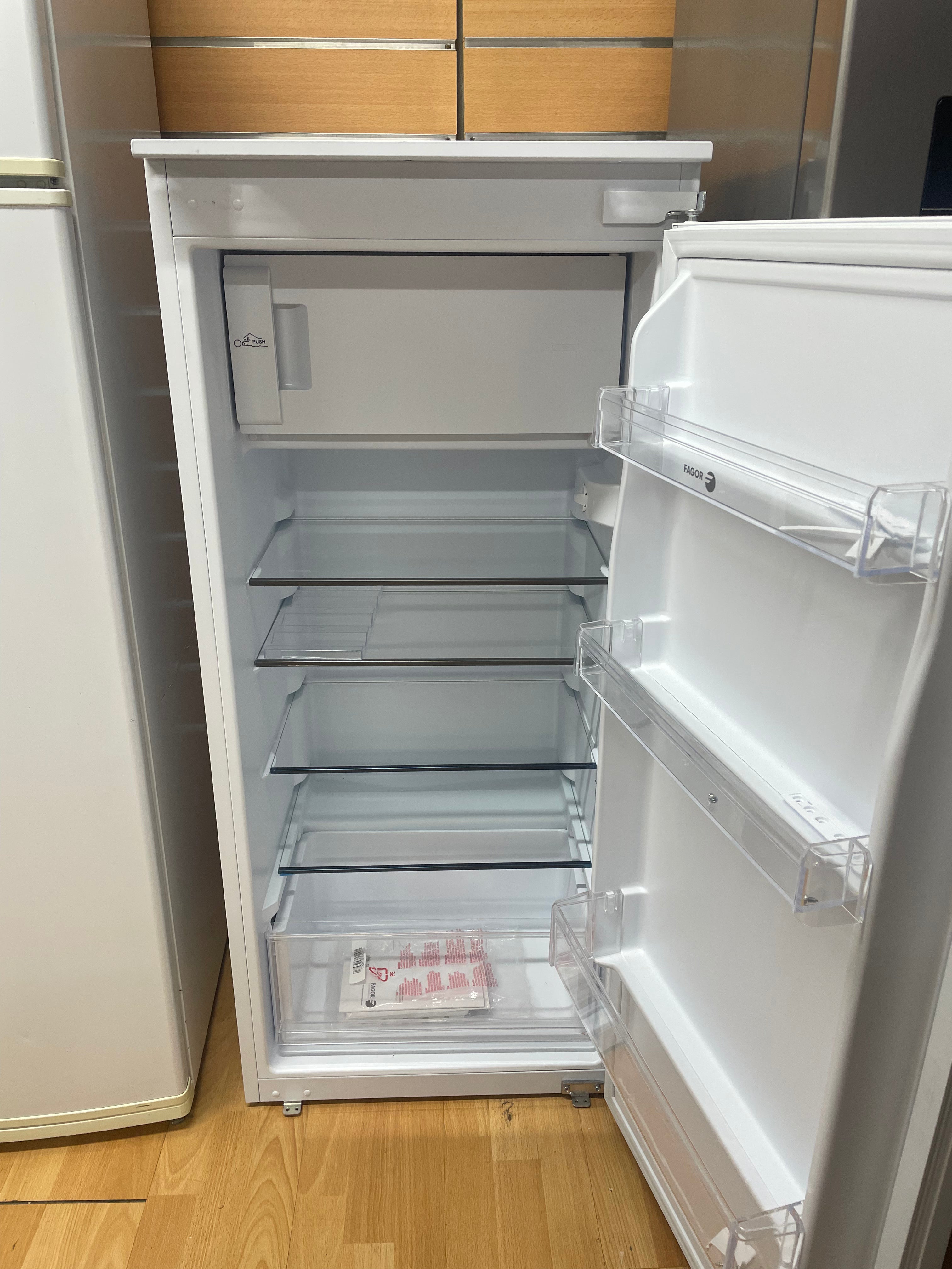 Frigo encastrable Fagor FAB5182